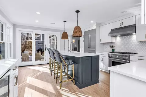 2 Prince St, Beverly, MA 01915 photo 13