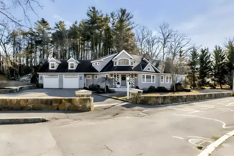 2 Prince St, Beverly, MA 01915