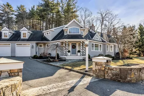 2 Prince St, Beverly, MA 01915 photo 2
