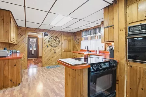 17 Kenwood St, Pittsfield, MA 01201 photo 10