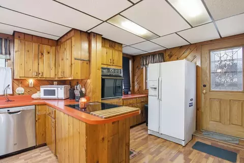 17 Kenwood St, Pittsfield, MA 01201 photo 11