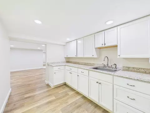 25 Pershing Ave, Acushnet, MA 02743 photo 23