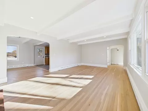 25 Pershing Ave, Acushnet, MA 02743 photo 8