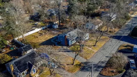 25 Pershing Ave, Acushnet, MA 02743 photo 32