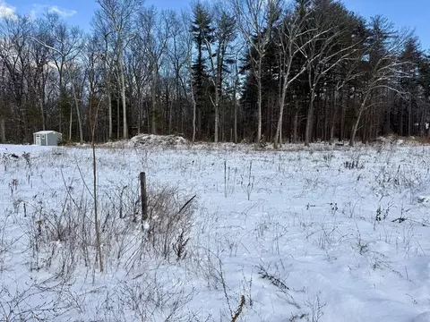 3 Tall Pines Trl, Southwick, MA 01077