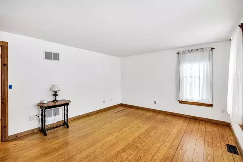 85 Clamshell Cove Rd, Cotuit, MA 02635 photo 14