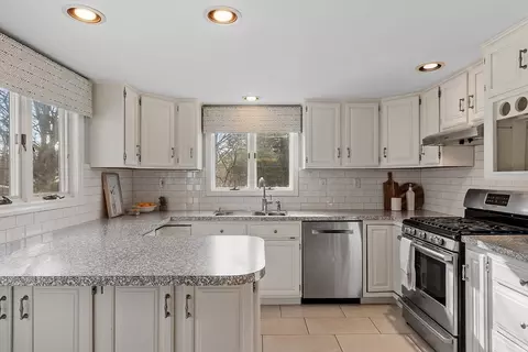 Kitchen - 116 Windsor Ave, Acton, MA 01720 photo 2 of 4