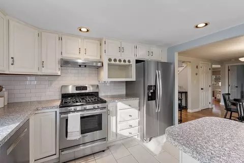 Kitchen - 116 Windsor Ave, Acton, MA 01720 photo 3 of 4