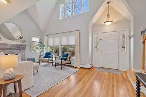 Entry Way - 116 Windsor Ave, Acton, MA 01720 photo 3 of 3