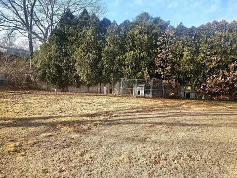 Exterior - 5 William St, Acushnet, MA 02743 photo 2 of 4