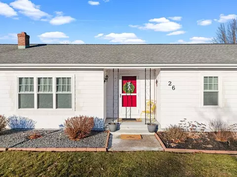26 Massachusetts Ave, Somerset, MA 02726