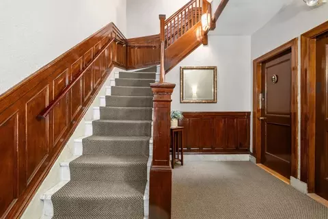 140 Fuller St #3, Brookline, MA 02446 photo 3