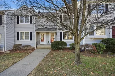 25 Shadow Brook Ests #25, South Hadley, MA 01075