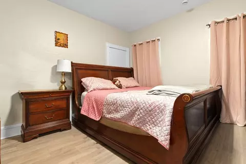 Bedroom - 132 Vernal St, Everett, MA 02149 photo 3 of 4