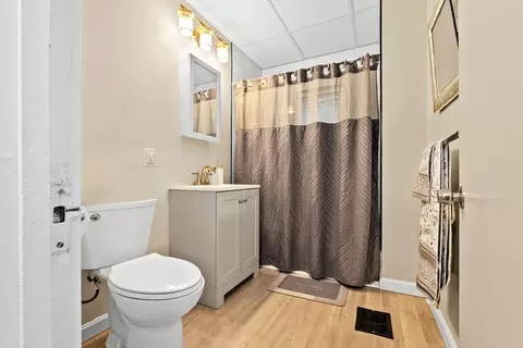 Bath - 132 Vernal St, Everett, MA 02149 photo 1 of 2