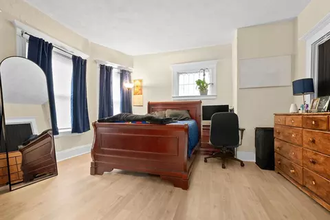 Bedroom - 132 Vernal St, Everett, MA 02149 photo 2 of 4