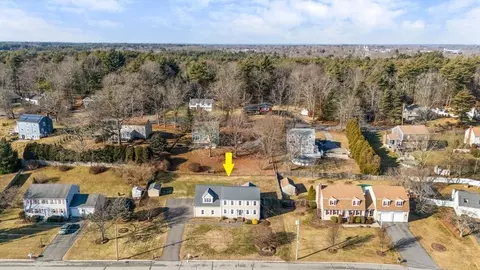 35 Nelson Dr, Bridgewater, MA 02324