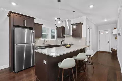 200-202 Elliot St #1, Newton, MA 02464