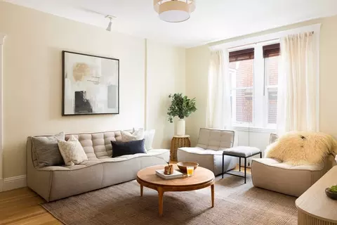 15 Short St #4, Brookline, MA 02446