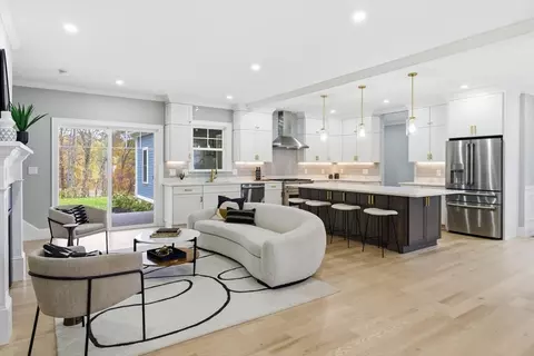 Other - 4 Chatham Ln, Danvers, MA 01923 photo 2 of 10