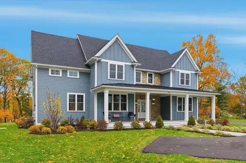 Exterior - 4 Chatham Ln, Danvers, MA 01923 photo 8 of 8