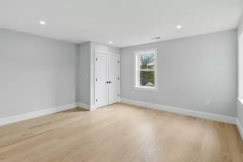Bedroom - 4 Chatham Ln, Danvers, MA 01923 photo 6 of 6