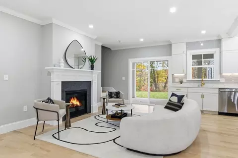 Living - 4 Chatham Ln, Danvers, MA 01923 photo 2 of 3