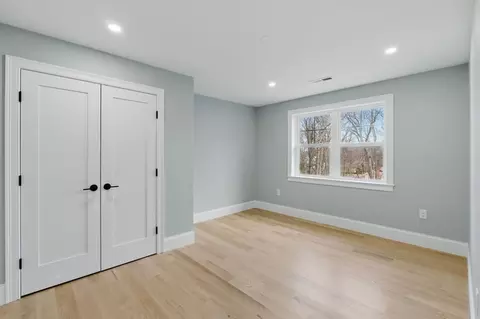 Bedroom - 4 Chatham Ln, Danvers, MA 01923 photo 4 of 6