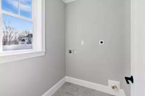 Other - 4 Chatham Ln, Danvers, MA 01923 photo 4 of 10