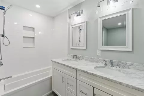 Bath - 4 Chatham Ln, Danvers, MA 01923 photo 6 of 6