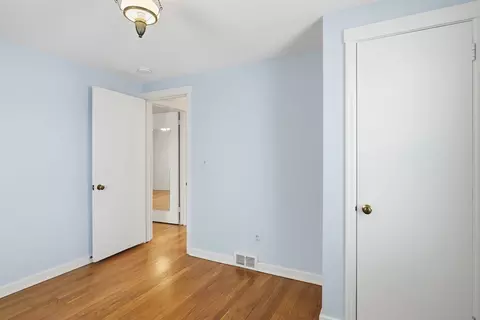 44 Amanda St, Springfield, MA 01118 photo 17