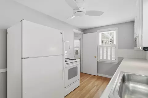 44 Amanda St, Springfield, MA 01118 photo 10