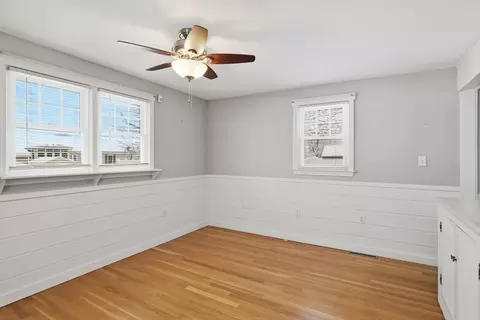 44 Amanda St, Springfield, MA 01118 photo 14