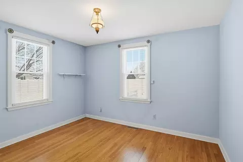 44 Amanda St, Springfield, MA 01118 photo 15