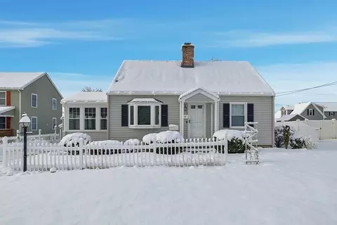 44 Amanda St, Springfield, MA 01118 photo 2