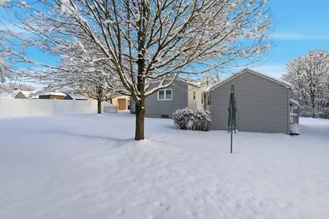 44 Amanda St, Springfield, MA 01118 photo 39