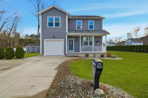 1077 Main St, Agawam, MA 01001