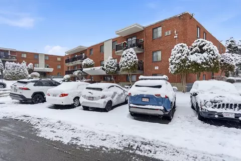 100 Governors Dr #118, Winthrop, MA 02152