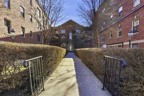 56 Elm St #2, Worcester, MA 01609 photo 28