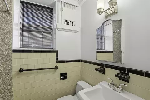 56 Elm St #2, Worcester, MA 01609 photo 17