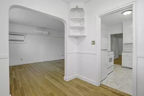 56 Elm St #2, Worcester, MA 01609 photo 12