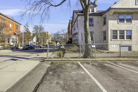 56 Elm St #2, Worcester, MA 01609 photo 29