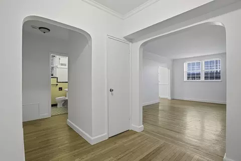 56 Elm St #2, Worcester, MA 01609 photo 4