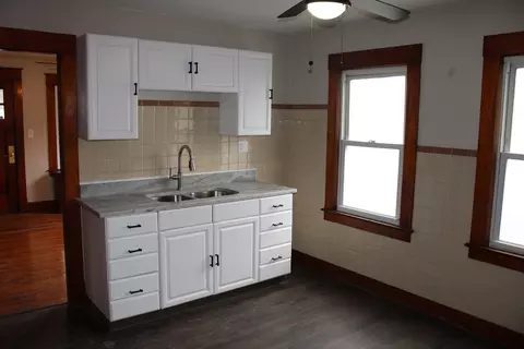 32 Kent Rd, Springfield, MA 01129 photo 4