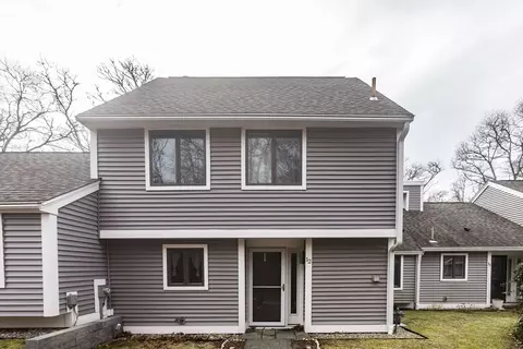 12 Woodrise #12, Falmouth, MA 02540