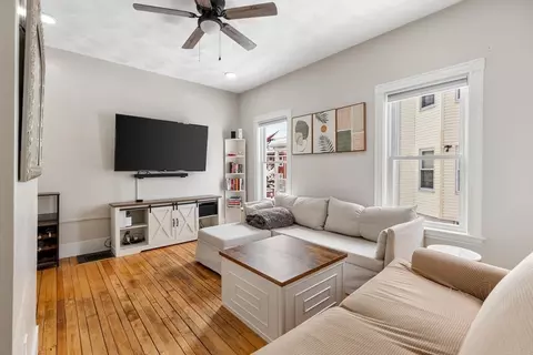 20 Fairmount St, Everett, MA 02149 photo 5