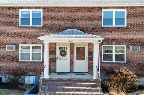3 Amory Rd #1, Waltham, MA 02453