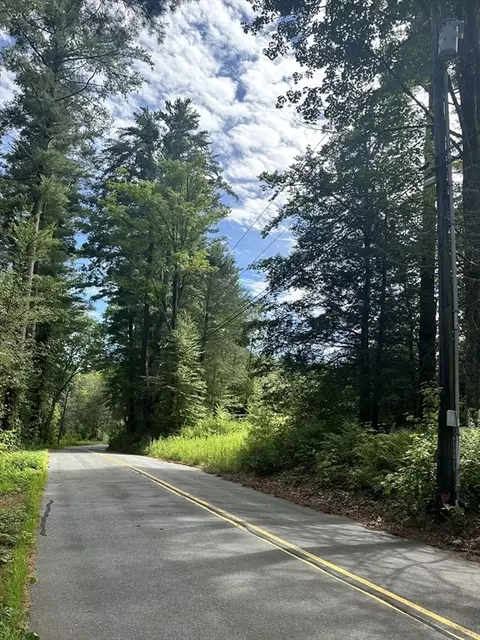 1282 Burt Hill Rd, Tolland, MA 01201