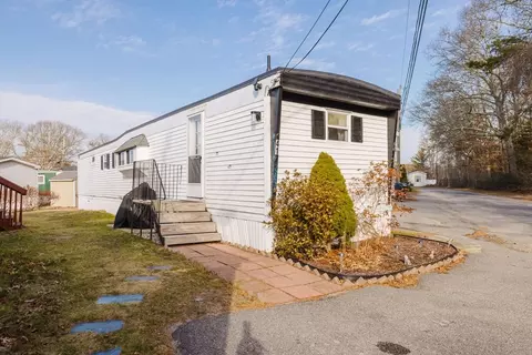 3040 Cranberry Hwy #41, Wareham, MA 02538