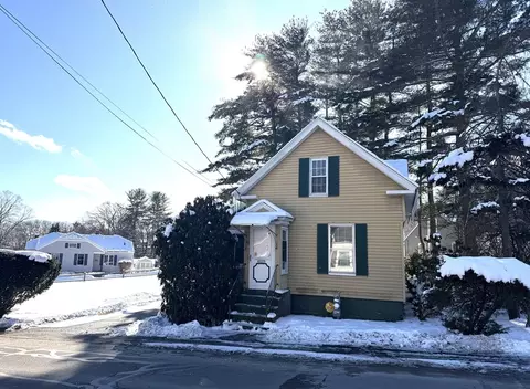 386 June St, Worcester, MA 01602